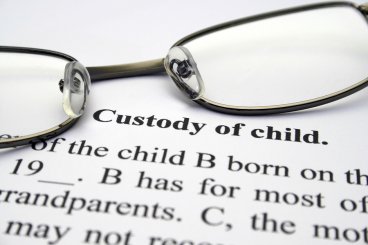 Specs on a written paper of custody child